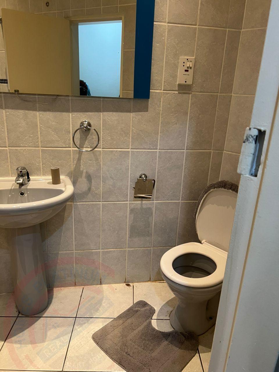 4 Bed House with En-suite for Rent in Livingstone