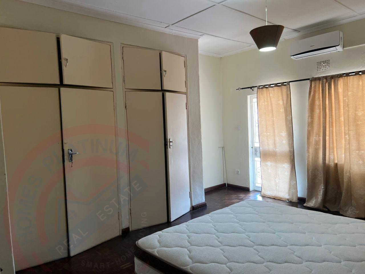 4 Bed House with En-suite for Rent in Livingstone