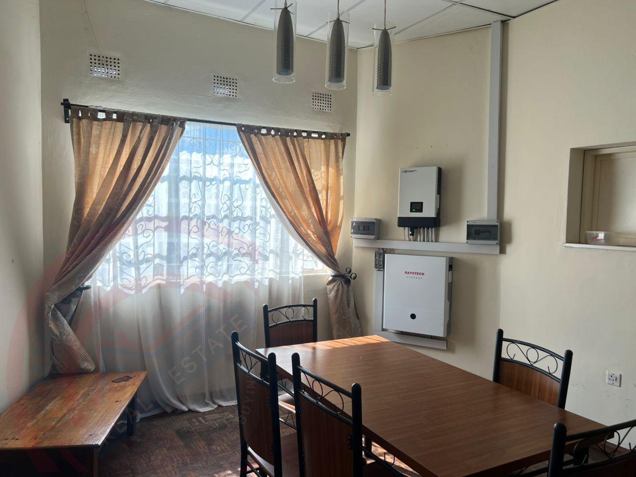 4 Bed House with En-suite for Rent in Livingstone