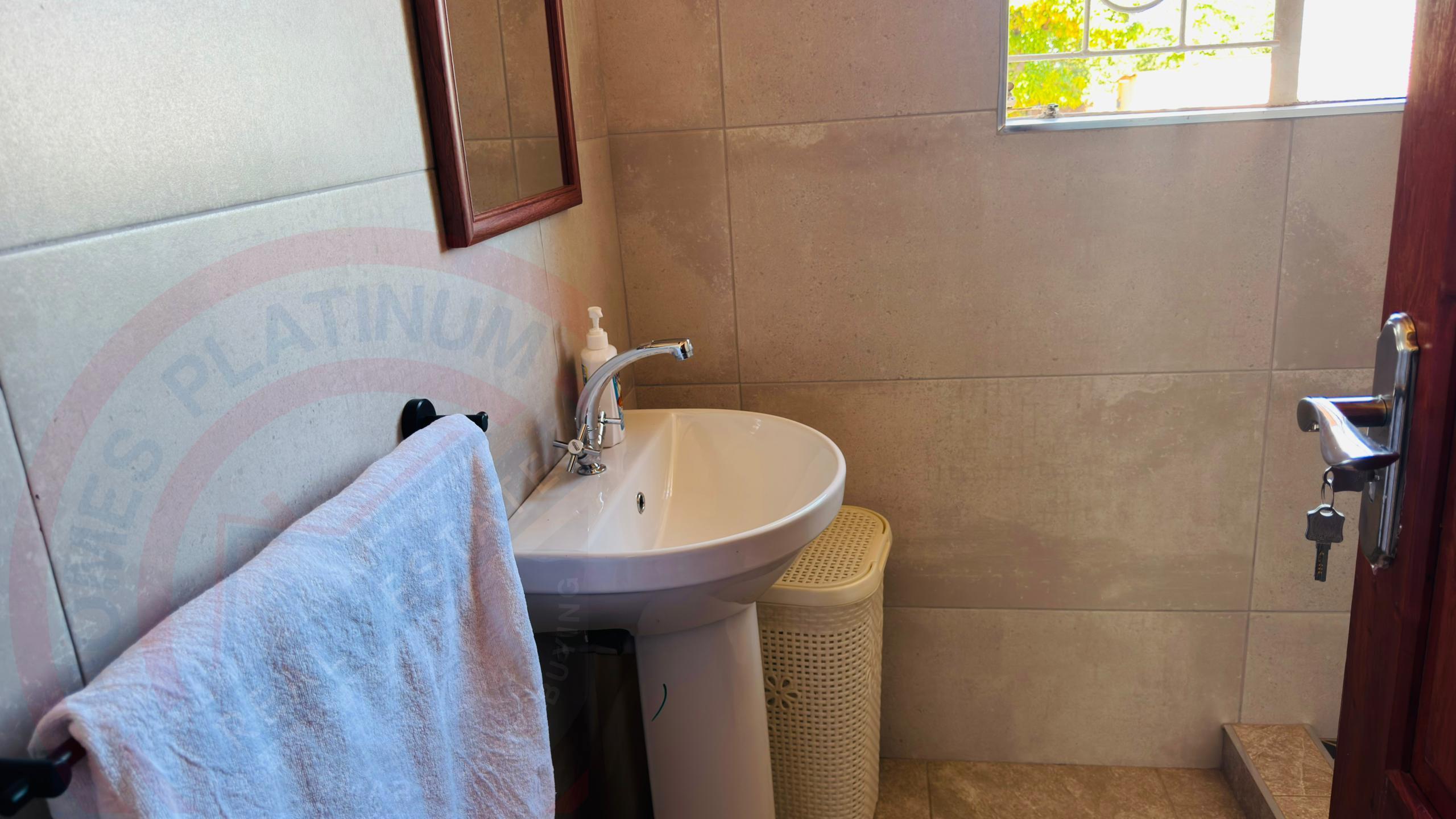 Fully Furnished 3 bedroom for Rent in livingstone